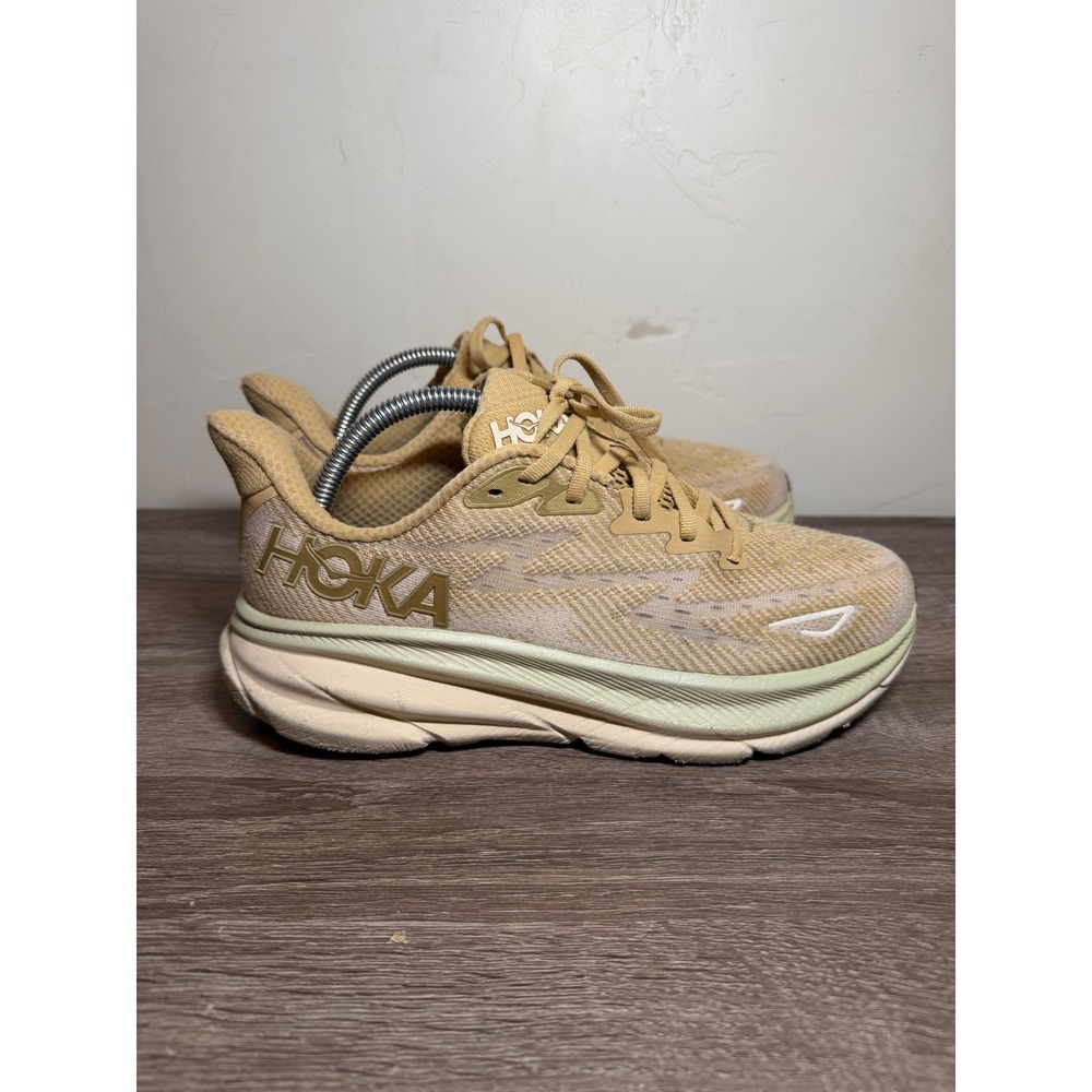 Hoka Clifton 9 Running Shoes Athletic Wheat Gardenia Tan Men 8.5 D Women 10